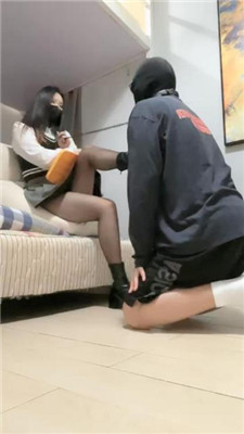 【小猫】跪搓衣板/骑马求圣水/胯下辱踩狗爪_绳缚吧