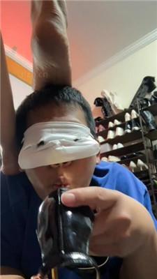 图片[13]_倪梵物化人体擦鞋器