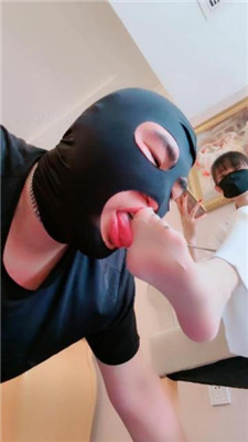 图片[18]_美娜格格高跟跺头/踩手磕头/腿绞窒息/骑马耳光/深喉