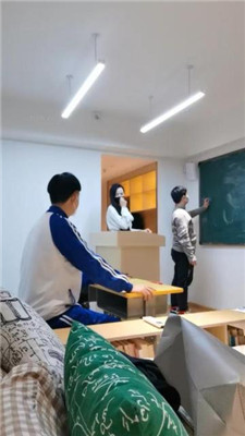 【皮皮】场景调-长靴老师-惩罚不听话狗学生_绳缚吧