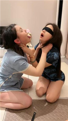 图片[21]_橙宝双母畜-奴下奴- 骑马/玉臀裸足底/白棉袜上