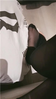 图片[11]_梦熙深夜黑丝美腿虐家奴