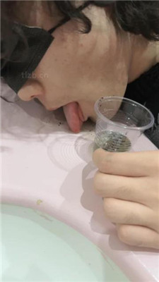 图片[20]_朱砂痣】运动鞋棉袜裸足-男友变狗全过程
