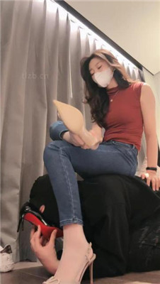 图片[15]_禾未】车模S-高跟美腿崇拜/叼白袜/清理脏鞋底/骑狗背