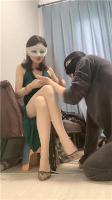 图片[12]_DSisley】高跟肉丝美腿诱惑舔完整版】