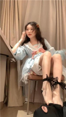 图片[15]_小麦】皮鞋白袜萝莉S-磕头求虐/掐乳/臭脚狂舔
