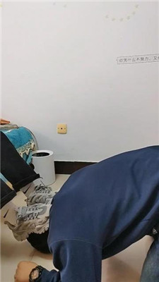 【悦主大大】运动后舔脏鞋白袜/踩踏喂食/插嘴_绳缚吧