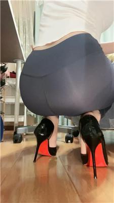 【佳佳】看美臀吃排泄物JS240801-13_绳缚吧