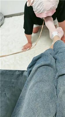 【女神mio】小白鞋粉棉袜-夹住狗鼻玩窒息/强制圣水JS240720-12_绳缚吧