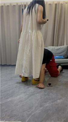 素人挖掘机黄色运动鞋白棉袜气味辱/鞭打羞辱 bf43231 网友原创 第7张